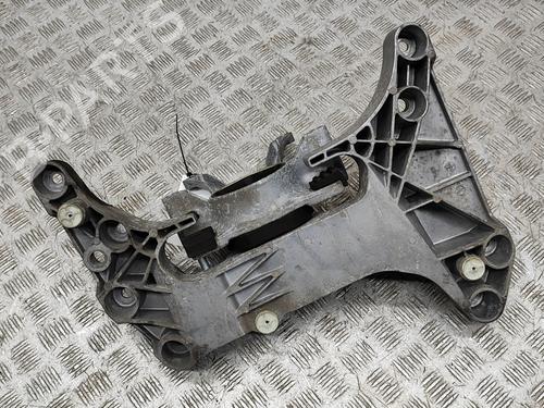 Support BMW 5 (G30, F90) 530 e Plug-in Hybrid | BP27384213C155 