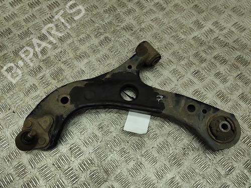 Used Left front suspension arm Left front suspension arm TOYOTA PRIUS (_W5_) 1.8 Hybrid (ZVW50_, ZVW51_) (98 hp) 26580124 26580124