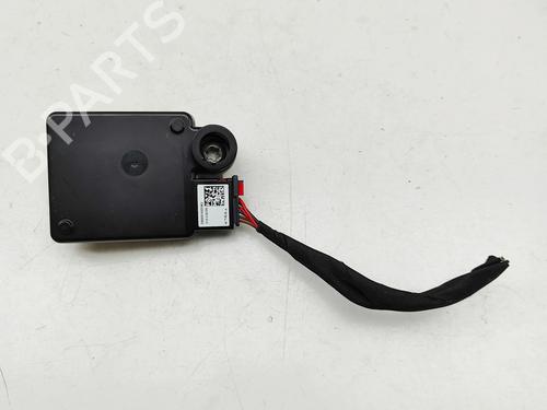 Used Electronic module Electronic module TESLA MODEL Y (5YJY) Long Range All-wheel Drive (514 hp) 33394457 33394457