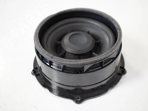 speaker-land-rover-range-rover-velar-l560-2017-33396423 main image