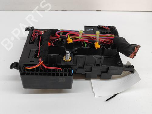 Fuse box BMW i3 (I01) Electric | BP24819395E1 