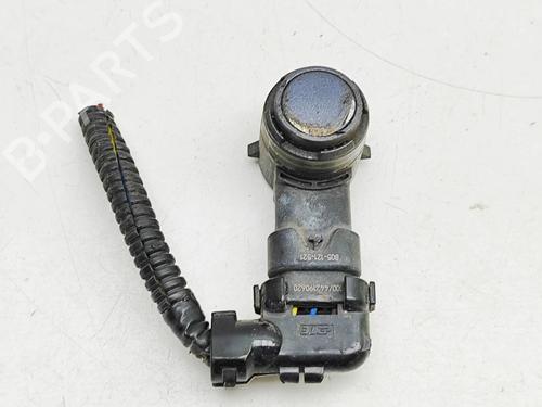 Used Electronic module Electronic module TESLA MODEL 3 (5YJ3) EV Performance AWD (462 hp) 33394555 33394555