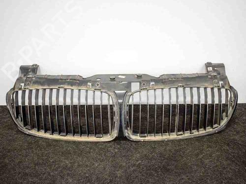 Used Grille BMW 7 (E65, E66, E67) 730 Ld (231 hp) 6746256