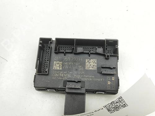 Used Electronic module Electronic module AUDI A5 (F53, F5P) 2.0 TDI (190 hp) 32369922 32369922