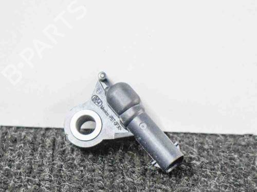 Capteur électronique TESLA MODEL 3 (5YJ3) EV AWD (351 hp) 27748210