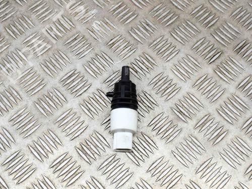 Washer pump BMW 5 (G30, F90) 530 e Plug-in Hybrid | BP14643464E24 