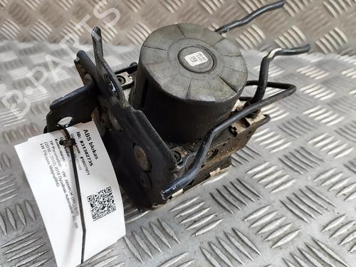 Used ABS pump ABS pump VW AMAROK (2HA, 2HB, S1B, S6B, S7A, S7B, AGD) 3.0 TDI 4motion (224 hp) 27644861 27644861