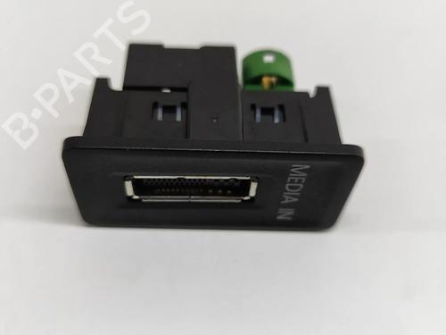 Used Electronic module Electronic module VW GOLF VII (5G1, BQ1, BE1, BE2) 2.0 R 4motion (300 hp) 15775224 15775224