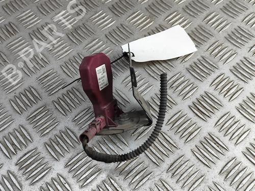 Used Antenna/Base Antenna/Base AUDI A3 Sportback (8VA, 8VF) RS3 quattro (400 hp) 33374409 33374409