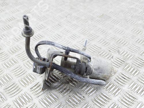 master-brake-opel-mokka-mokka-x-j13-14-_76-25954331-00942816-93453400-11305122400-93411601-2012-11869859 main image