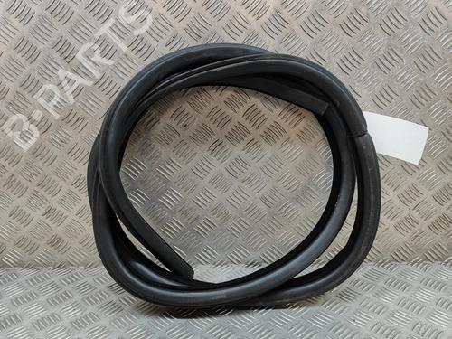 other-land-rover-range-rover-velar-l560-20-d240-sd4-4x4-j8a2253a10a-2017-16945197 main image