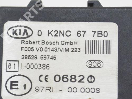 Elektronische module KIA CARENS I MPV (FC, FJ) 2.0 CRDi | BP8842126M83 