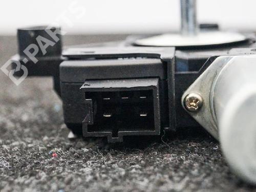 Rudehejsemotor bagstkærm venstre MERCEDES-BENZ C-CLASS (W205) C 220 BlueTEC / d (205.002, 205.004) | BP7016635E23 