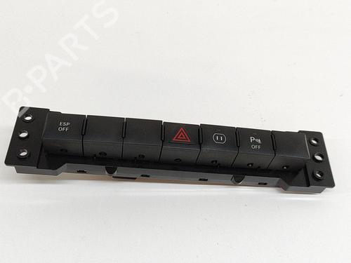 Used Switch JEEP GRAND CHEROKEE III (WH, WK) 6.1 SRT8 4x4 (426 hp) 19126645