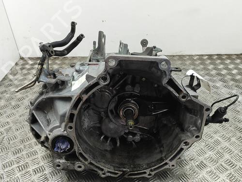 Used Gearbox Gearbox OPEL VIVARO A Bus (X83) 2.0 CDTI (F7, J7, A07) (90 hp) 27812562 27812562