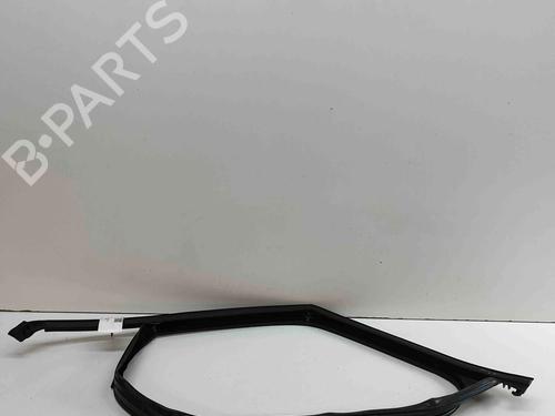 Used Door moulding trim Door moulding trim VW MULTIVAN T7 (STM, STN) 1.4 eHybrid (218 hp) 33375253 33375253