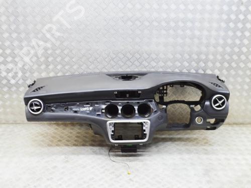 Used Dashboard Dashboard MERCEDES-BENZ CLA Coupe (C117) CLA 180 (117.342) (122 hp) 15680782 15680782