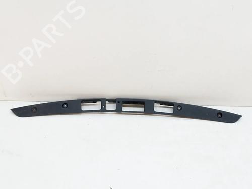 Used Tailgate trim Tailgate trim TESLA MODEL X (5YJX) P100D AWD (772 hp) 14623853 14623853