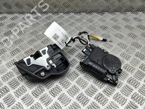 Used Front right lock BMW 5 Touring (F11) M 550 d xDrive (381 hp) 30004891