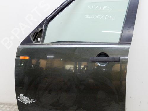 Used Left front door LAND ROVER DISCOVERY III (L319) 2.7 TD 4x4 (190 hp) 10073303