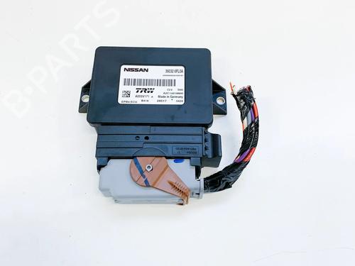 Used Electronic module NISSAN QASHQAI II (J11, J11_) 1.2 DIG-T (115 hp) 7738822