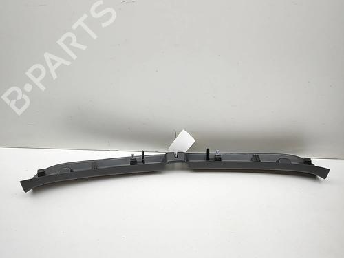 Pynteliste til bagklap TESLA MODEL Y (5YJY) Long Range All-wheel Drive | BP38565476C151 - Image 4