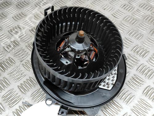 Used Heater blower motor VW ARTEON (3H7, 3H8) 1.4 eHybrid (218 hp) 28554061