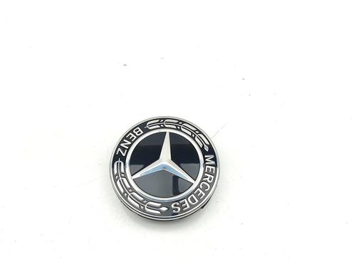 Coprimozzo Coprimozzo MERCEDES-BENZ E-CLASS (W213) E 300 de 4-matic (213.011) (306 hp) 34282534 34282534