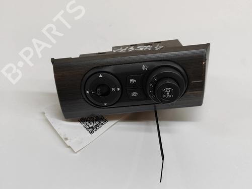 Used Switch CHEVROLET CAPTIVA (C100, C140) 2.0 D 4WD (150 hp) 23946448