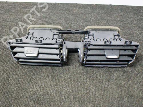 Used Air vent BMW X1 (F48) xDrive 25 i (231 hp) 14614192