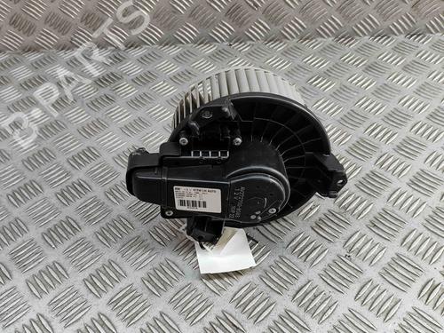Heater blower motor TOYOTA AURIS (_E18_) 1.3 Dual-VVTi (NRE180_, NRE180R) | BP29458639M62 