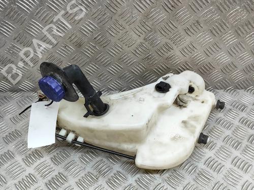 Used Windscreen washer tank PORSCHE 911 (996) 3.4 Carrera (301 hp) 16348831