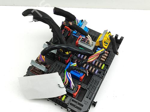 Fuse box OPEL MOKKA 1.2 (76) | BP28433527E1