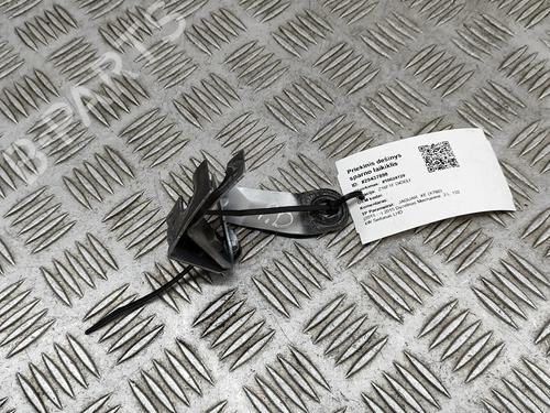 sttte-jaguar-xe-x760-2015-24819184 main image