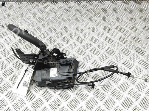 front-left-lock-jaguar-f-type-coupe-x152-2013-31859578 main image