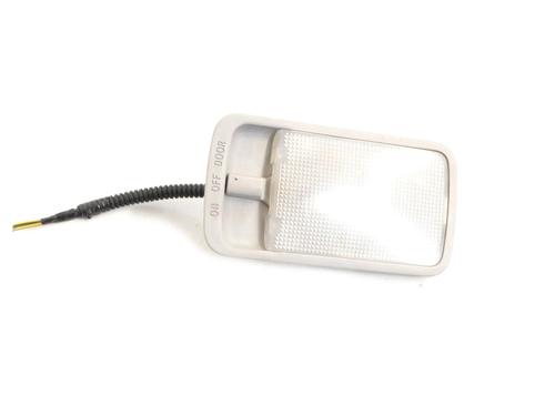 Kabinelys Kabinelys TOYOTA COROLLA Verso (ZER_, ZZE12_, R1_) 2.2 D-4D (AUR10_, AUR10R) (177 hp) 33345559 33345559