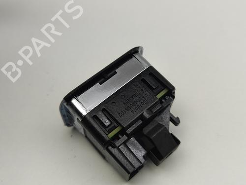 Right rear window switch MERCEDES-BENZ CLA Coupe (C117) CLA 220 CDI / d (117.303) | BP25893832I28 