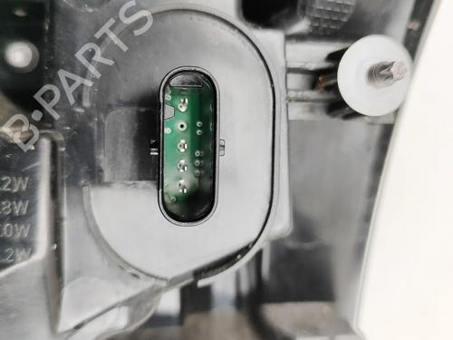 Left taillight TESLA MODEL Y (5YJY) Long Range All-wheel Drive | BP33394434C34 - Image 6