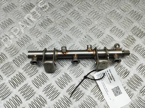 Used Injection rail Injection rail BMW 5 (E60) 530 d (211 hp) 35982717 35982717