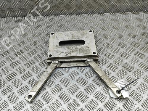 gearbox-mount-porsche-911-991-2011-2012-2013-2014-2015-2016-2017-2018-2019-2020-30196518 main image