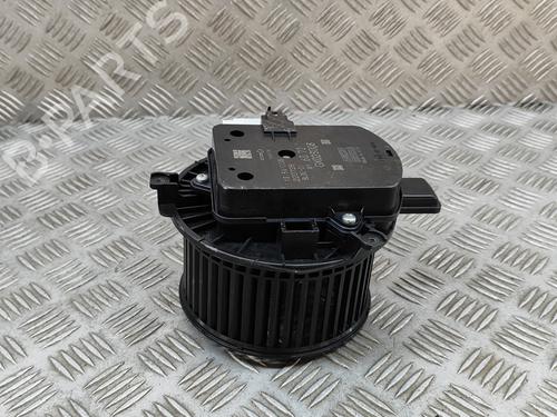 Used Heater blower motor BMW X7 (G07) xDrive 40 d Mild-Hybrid (352 hp) 27772682