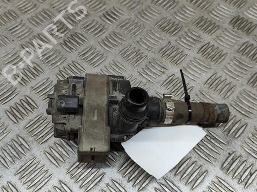 Used Auxiliary water pump BMW i3 (I01) Electric (170 hp) 18417713