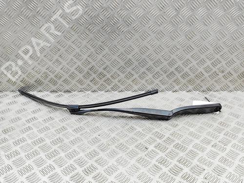 Used Front windshield wiper arm Front windshield wiper arm BMW 5 Touring (F11) 530 d xDrive (258 hp) 36301674 36301674