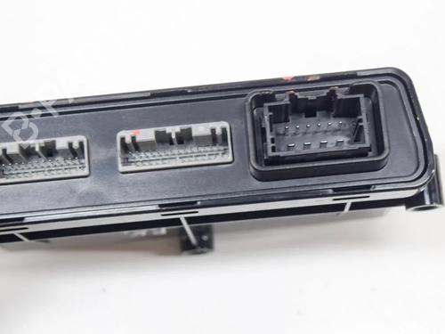 Electronic module TESLA MODEL S (5YJS) 75 | BP8847227M83 