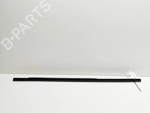 Used Door moulding trim LAND ROVER RANGE ROVER IV (L405) 5.0 SCV8 4x4 (525 hp) 32130019