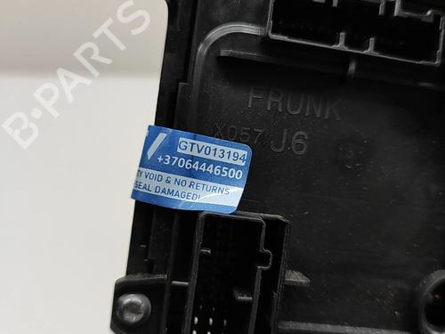 Electronic module TESLA MODEL Y (5YJY) EV Performance All-wheel Drive | BP32754845M83  - Image 9