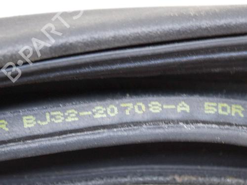 Rubber door seal LAND ROVER RANGE ROVER EVOQUE (L538) 2.0 D 4x4 | BP14631151C142 