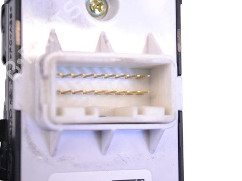 Right front window switch KIA XCEED (CD) 1.5 T-GDI | BP33357221I26 - Image 4