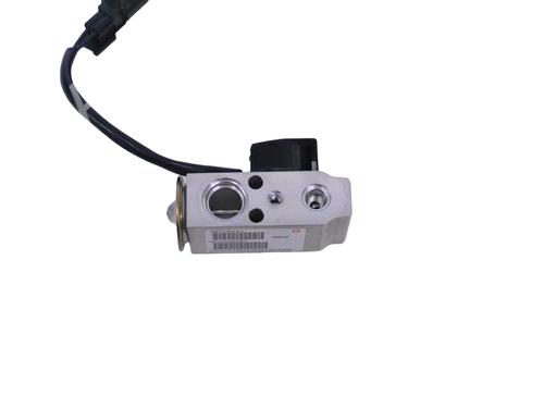 AC pipe TESLA MODEL S (5YJS) 70D AWD | BP33352250M126 - Image 3