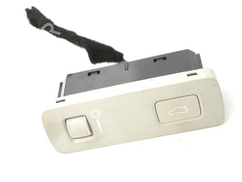 switch-volvo-xc40-536-2017-33351157 main image